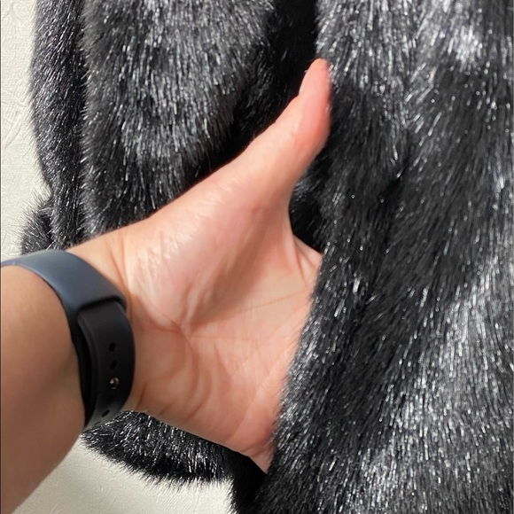 Dennis Basso faux fur coat 1X Luxury alternative to real fur Vegan friendly Luxe - Picture 6 of 10